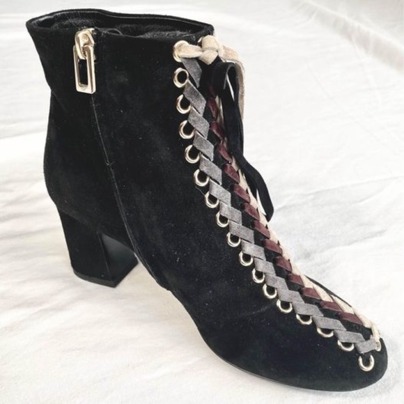 Roger Vivier Black Suede Boots - Picture 6 of 7